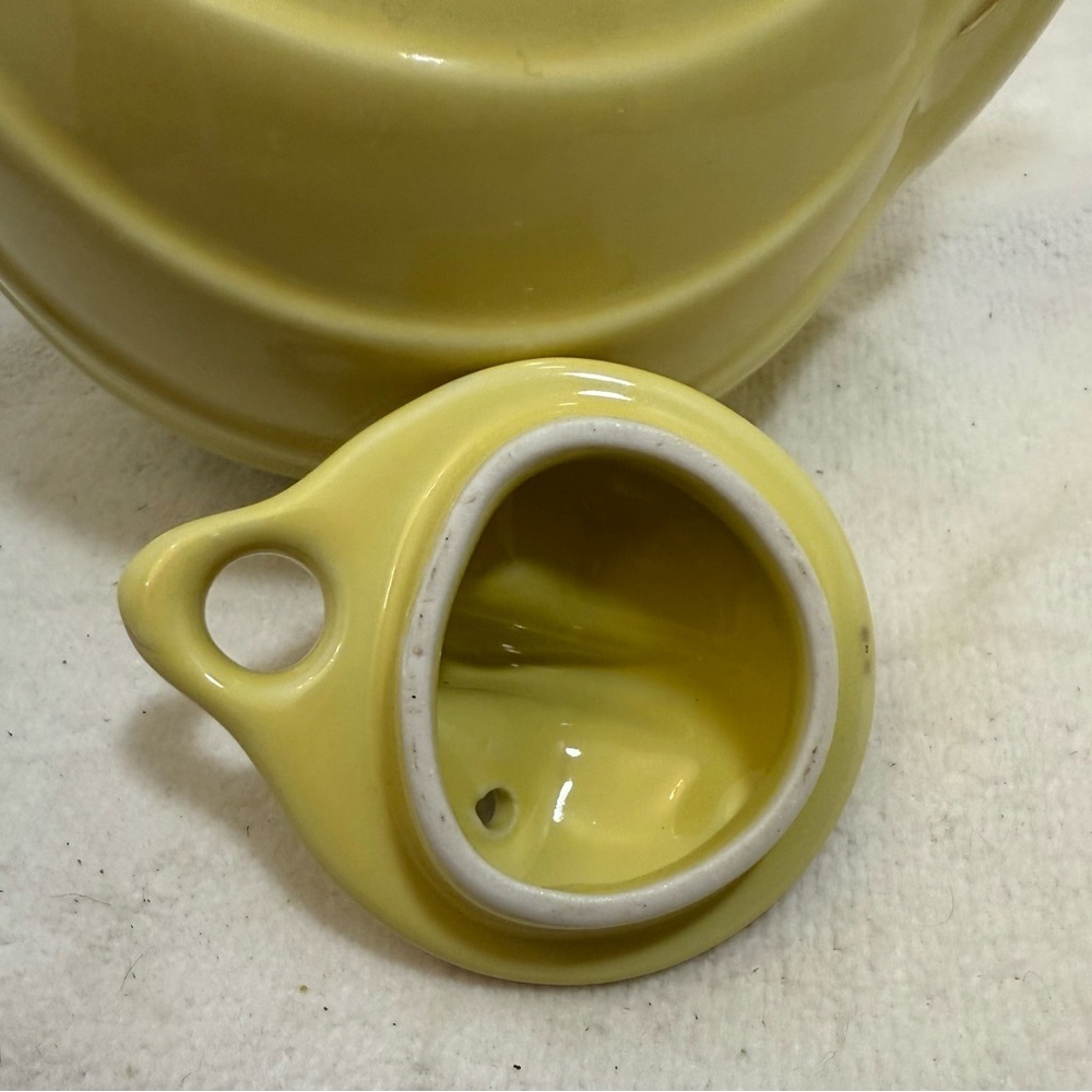 1930s Hall Canary Yellow Teapot Art Deco Hook In Lid, Tea Lover USA 0799 - Picture 4 of 9